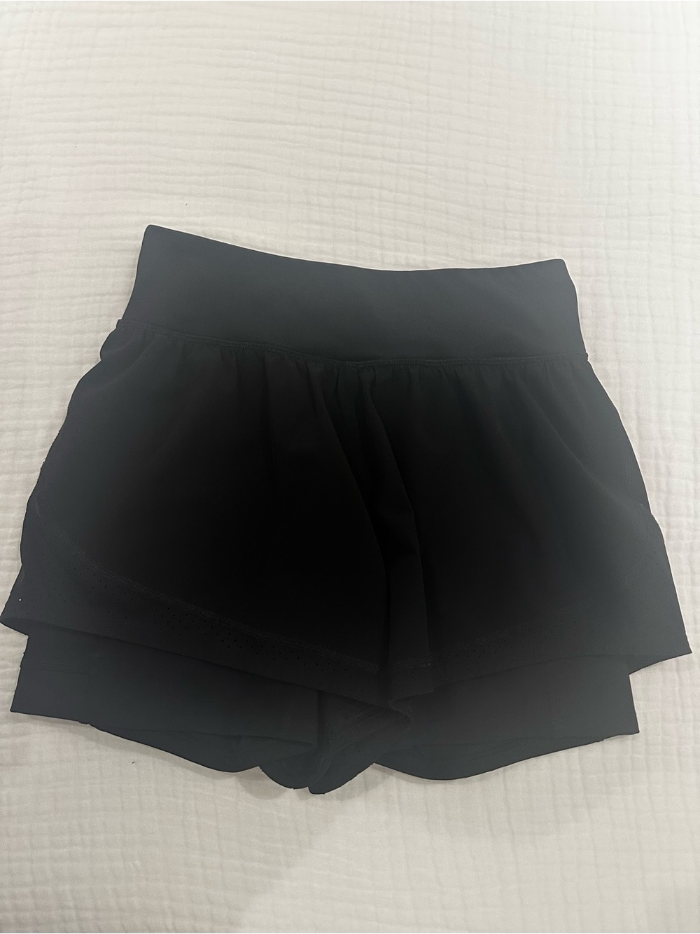 Spanx Black Women’s Layered Active Shorts size small